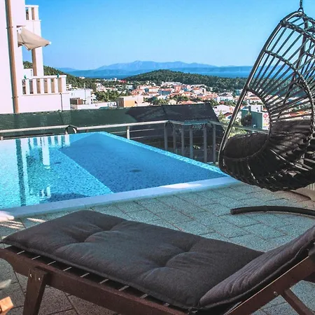 شقة With Private Pool 